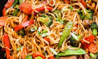 Vegetable Lo Mein Recipe (Prepared in 20 Minutes!)