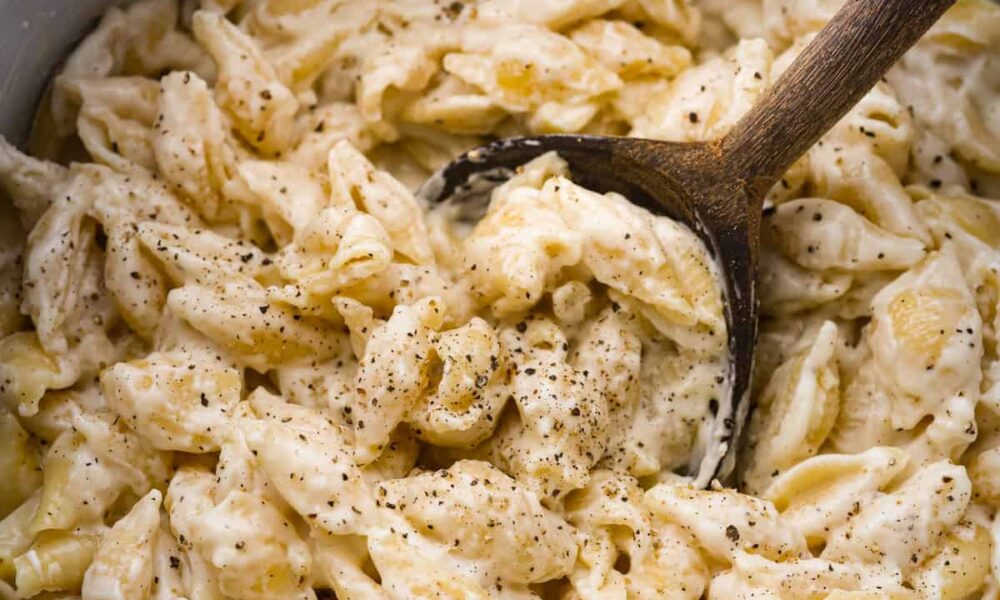 White Cheddar Mac and Cheese Recipe