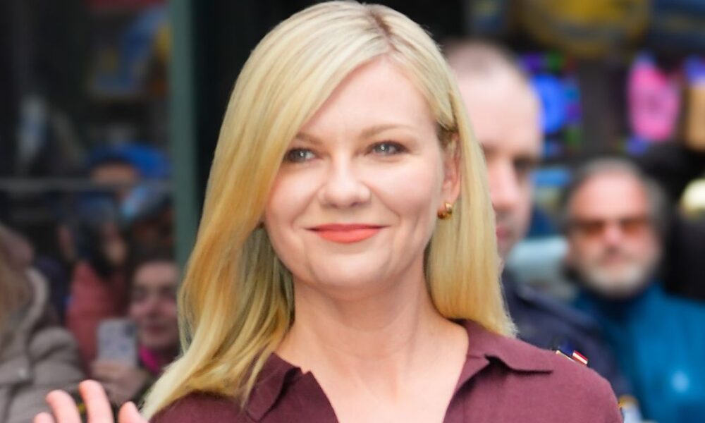 Kirsten Dunst Is Bringing This Amal Clooney-Worn Shoe Pattern Into Spring