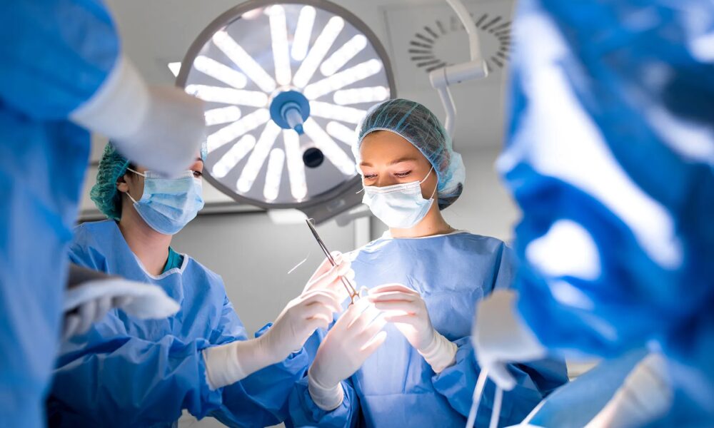 Coronary heart-Liver Surgical procedure Might Assist Sufferers Excluded from Transplant Record