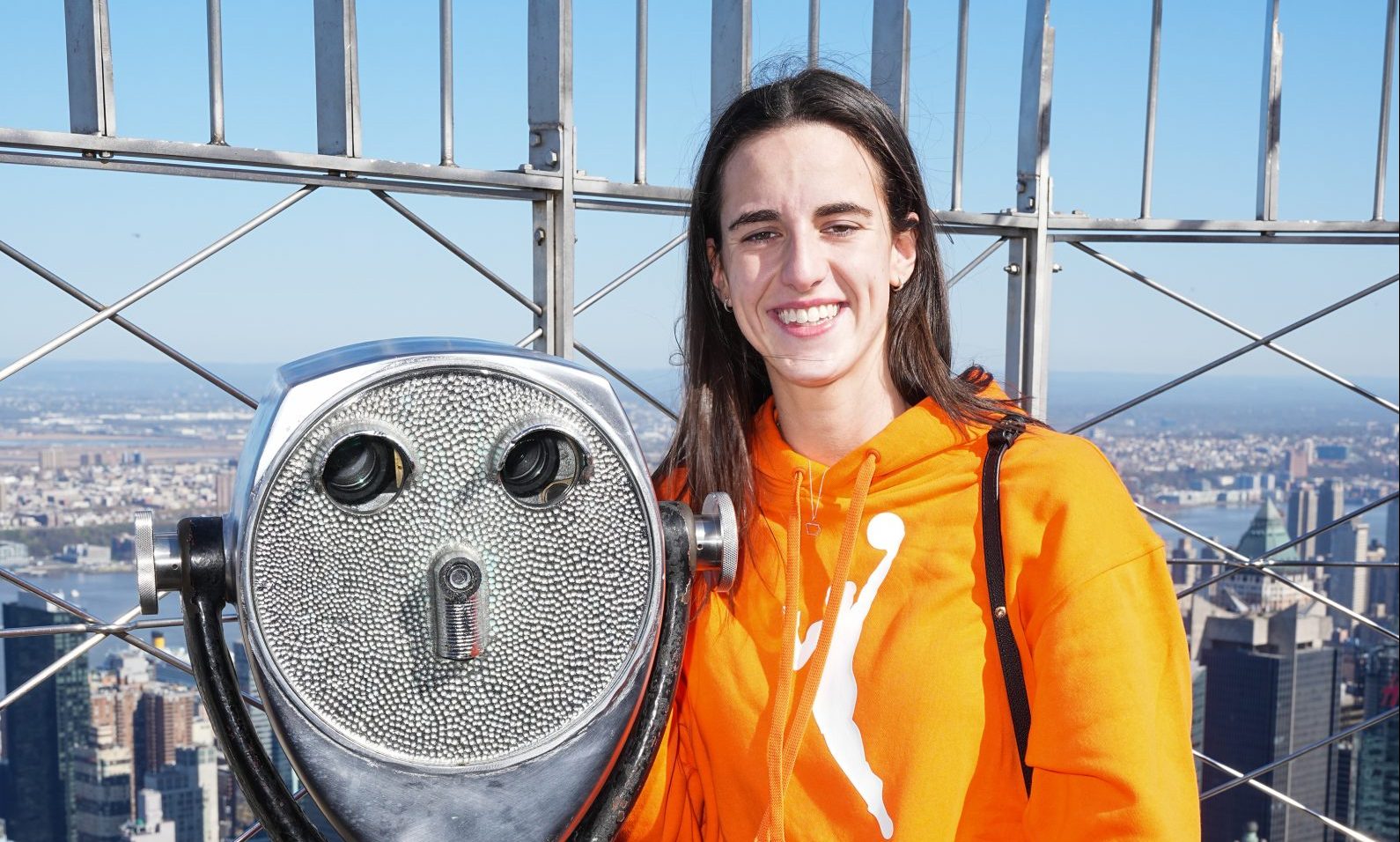 Caitlin Clark’s Nike Contract Is Reportedly Price Million Caitlin Clark’s Nike Contract Is Reportedly Price Million