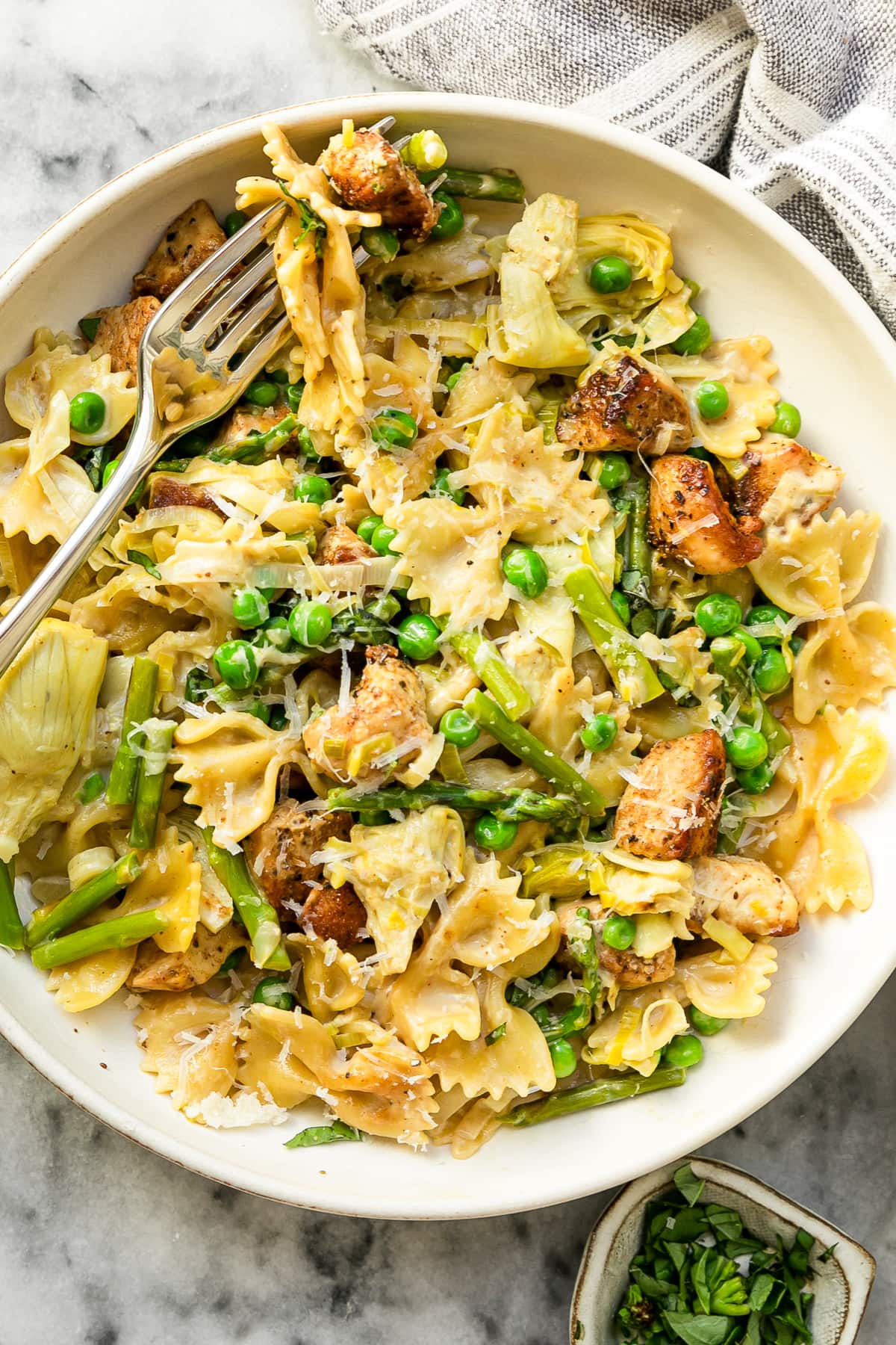 Hen Pasta Primavera – Skinnytaste