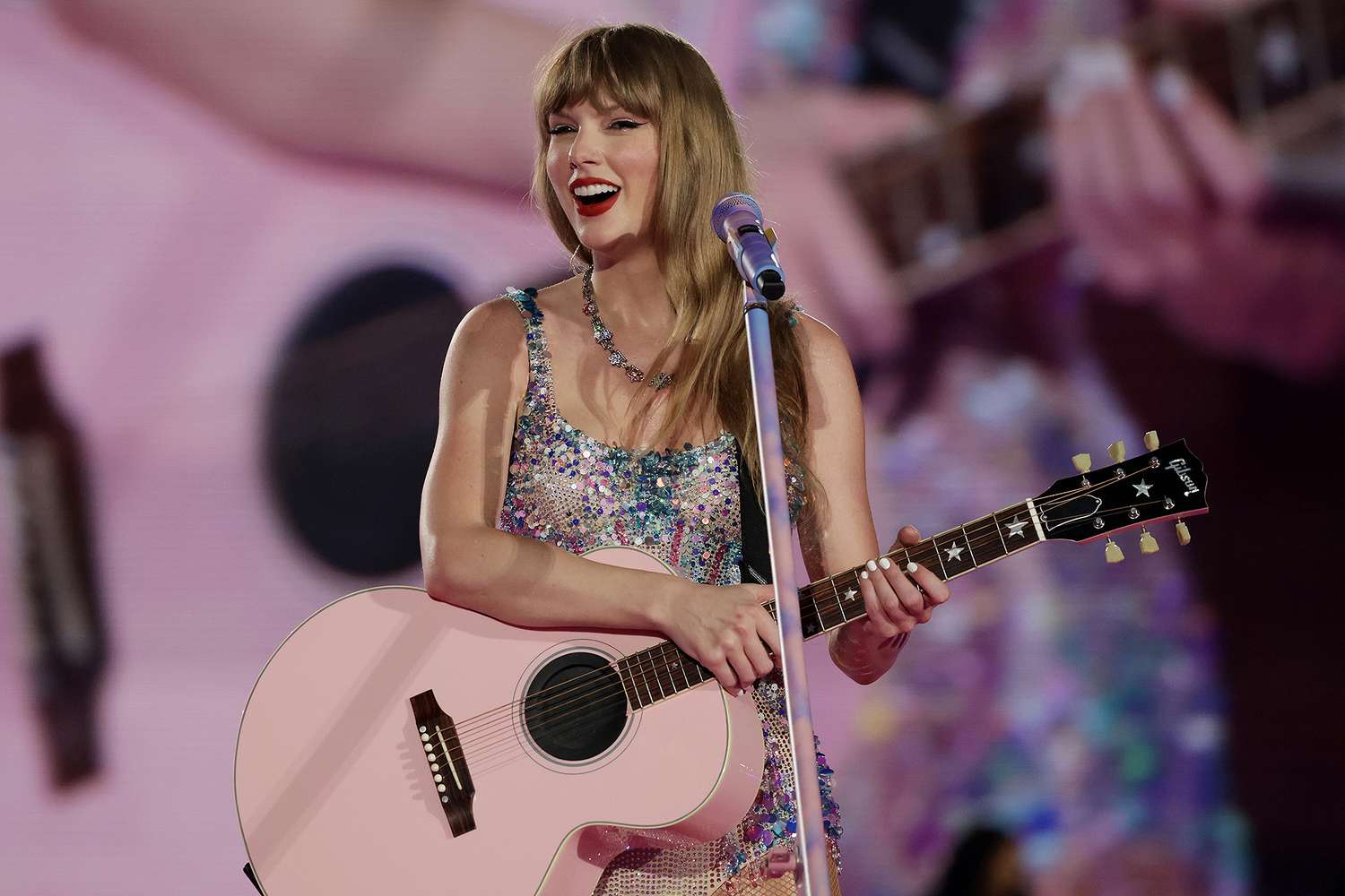 Taylor Swift Performs ‘Tortured Poets Division’ Title Observe Dwell in Portugal