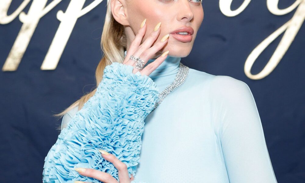 Elsa Hosk’s Thong-Exposing Sheer Gown Is Going Viral