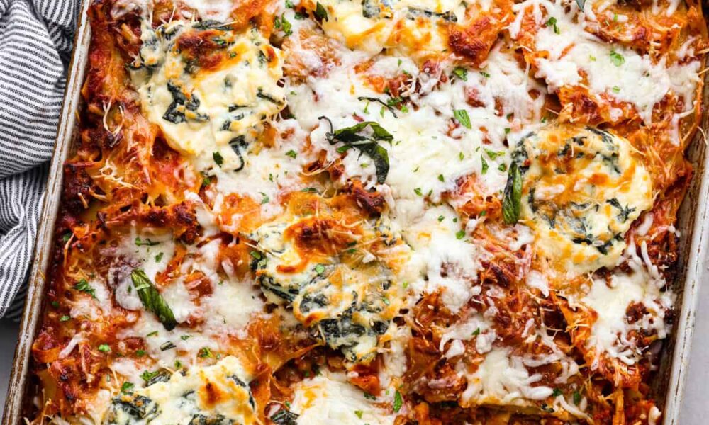 Simple Sheet Pan Lasagna | The Recipe Critic