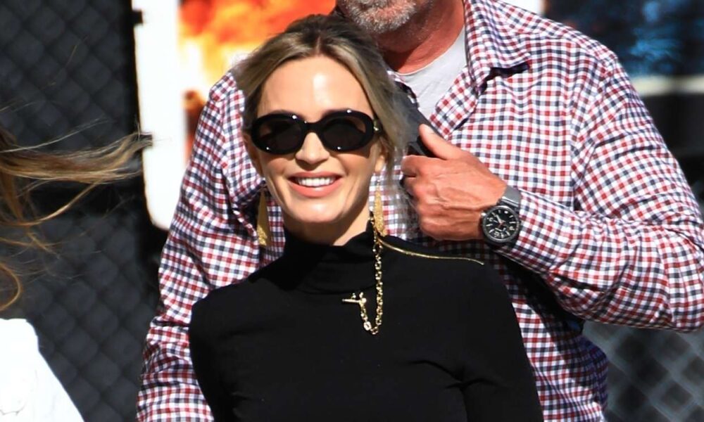Emily Blunt’s Least-Primary Model of This Basic Bag Is From Cuyana