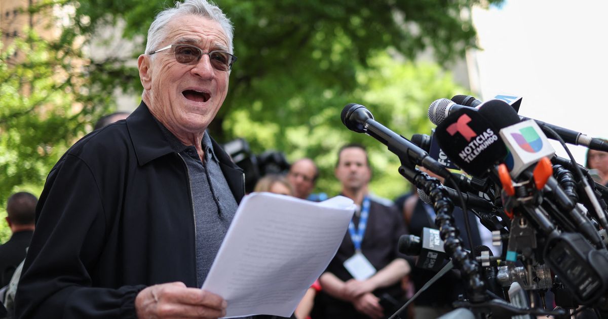 Robert De Niro, Former Capitol Police Officers Slam Trump Exterior His Felony Trial Robert De Niro, Former Capitol Police Officers Slam Trump Exterior His Felony Trial