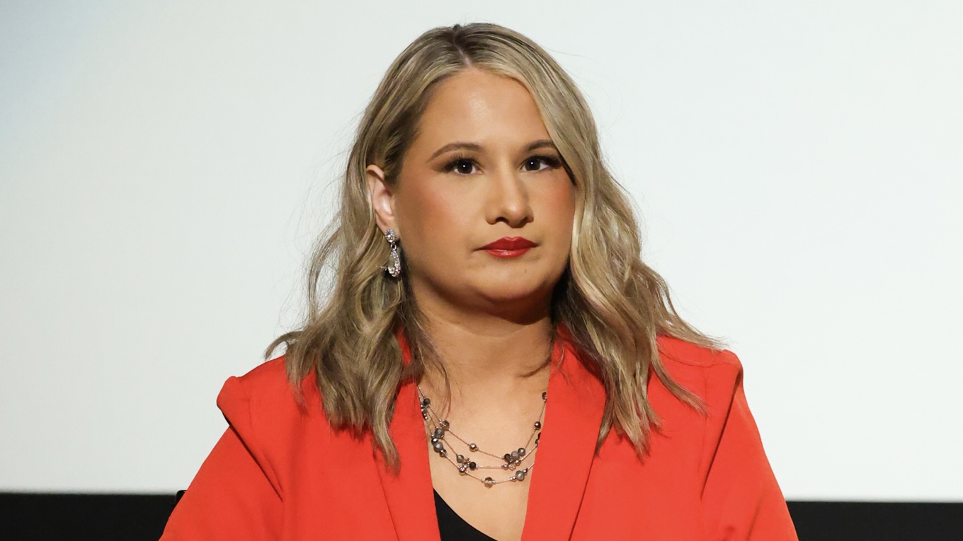Gypsy Rose Shares Emotional Message About Mother, Dee Dee