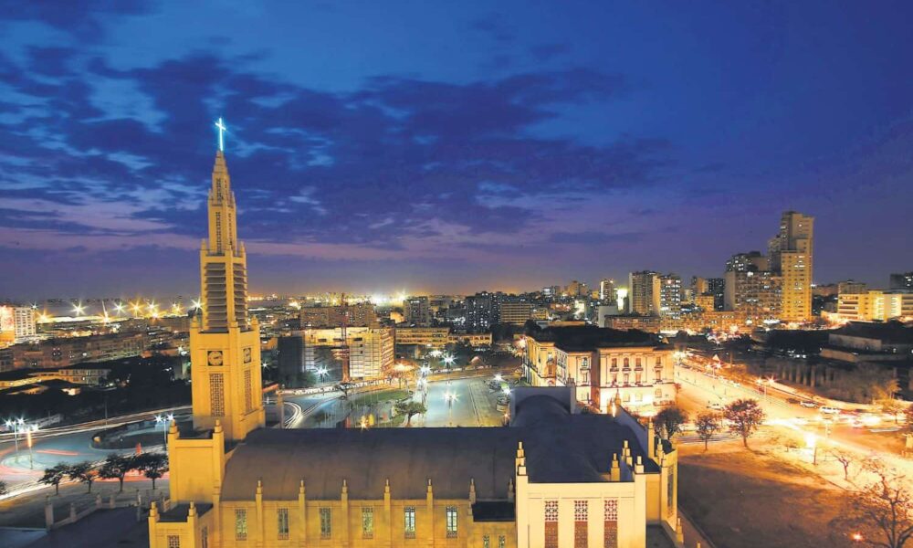 Daring to tackle Africa: Heaven meets earth in Mozambique