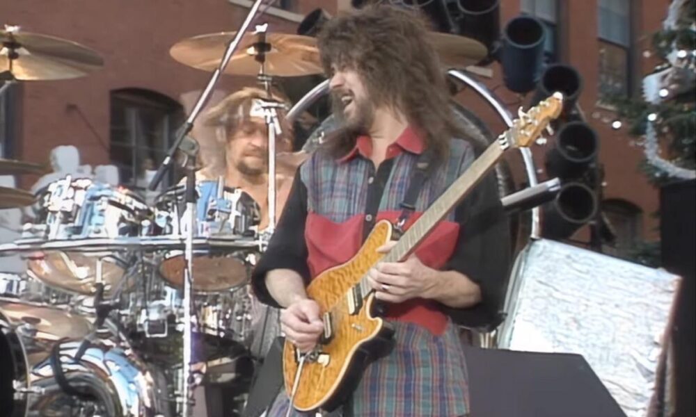 How a Free 1991 Van Halen Live performance Practically Broke Up the Band