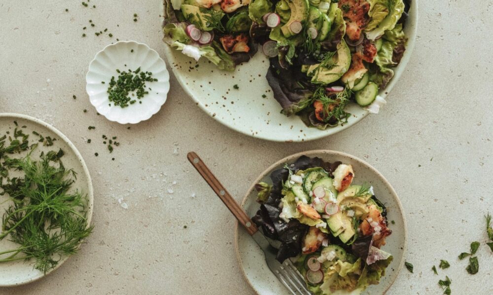 Crispy Halloumi Salad With Avocado and Shallot French dressing