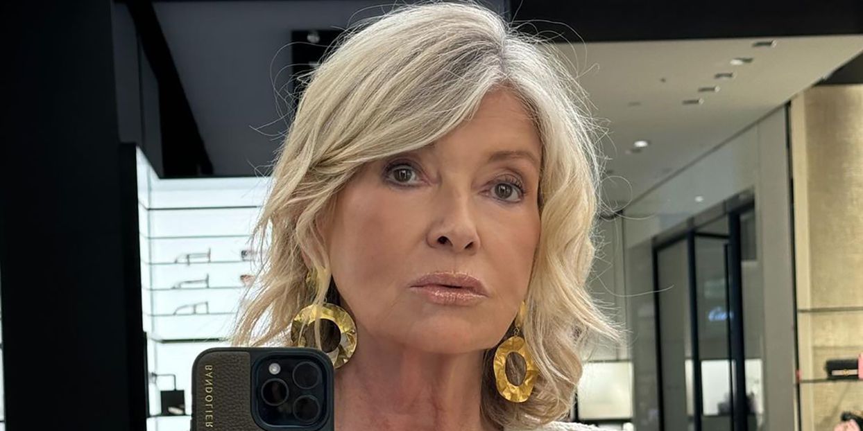 Martha Stewart Simply Carried This Blake Energetic-Worn Summer time Accent