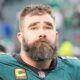Jason Kelce Goes Viral After Saying THIS About Washing His Toes Jason Kelce Goes Viral After Saying THIS About Washing His Toes