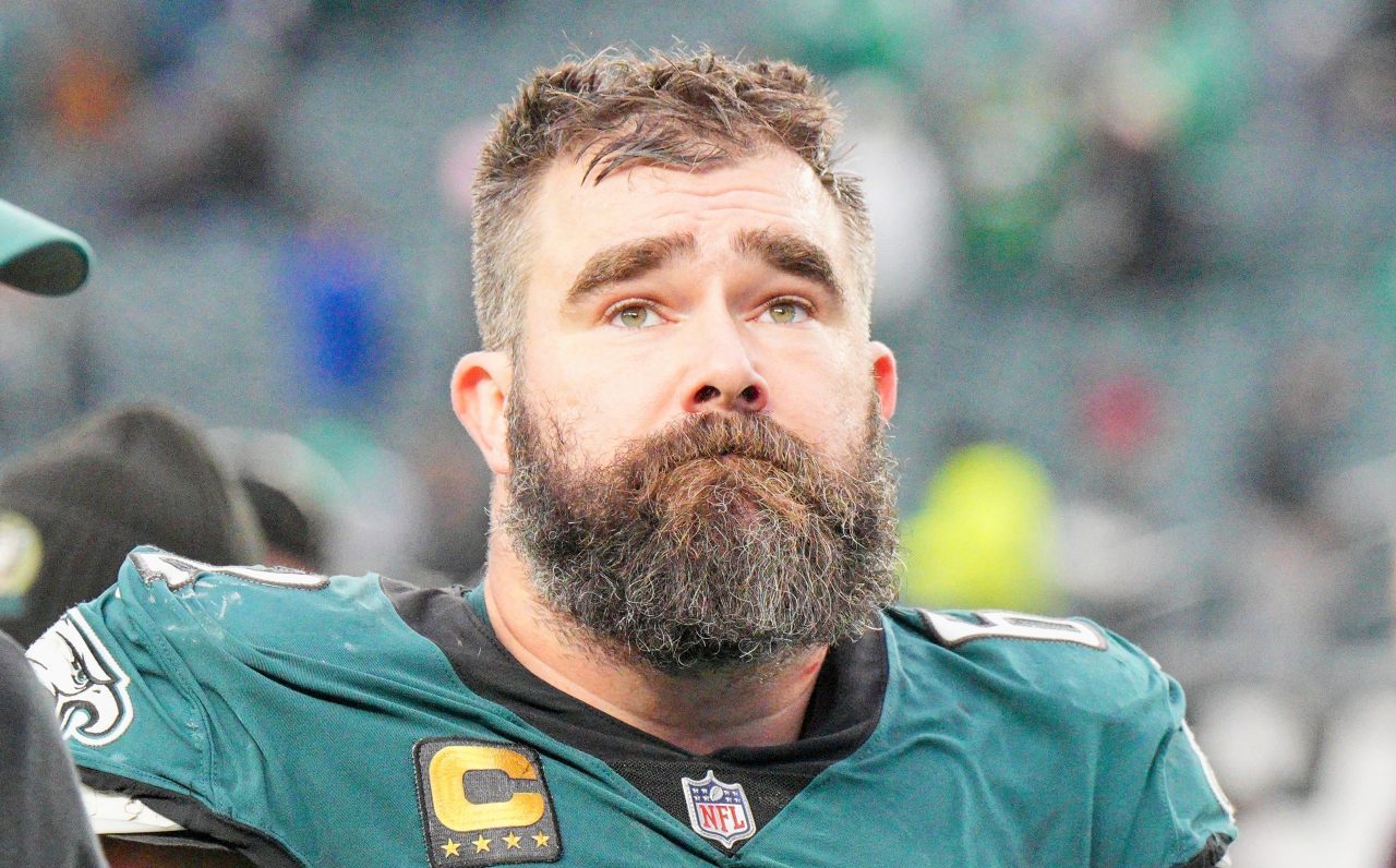 Jason Kelce Goes Viral After Saying THIS About Washing His Toes