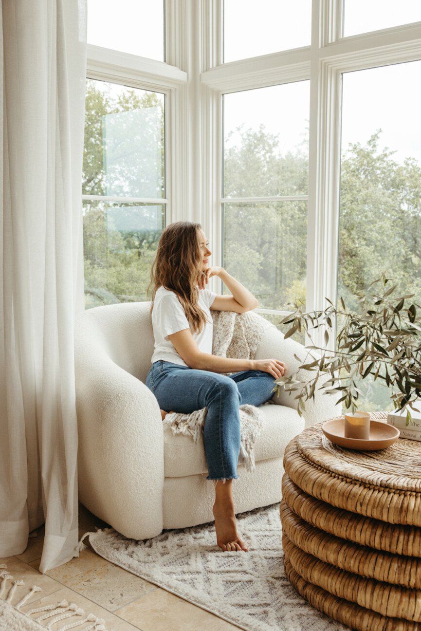 The Finest White Curtains, In accordance with Inside Designers