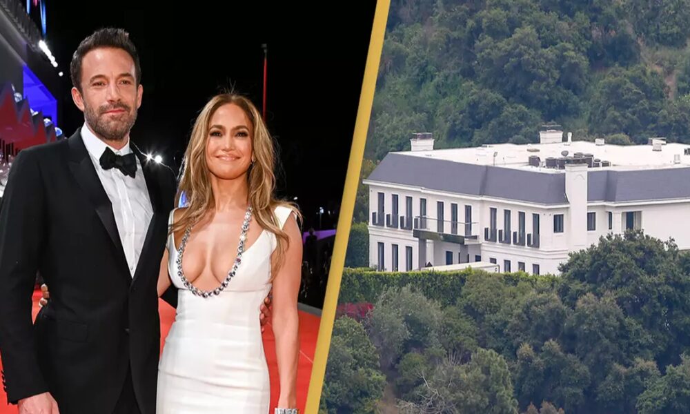 Ben Affleck and Jennifer Lopez lastly promoting residence amid divorce rumors