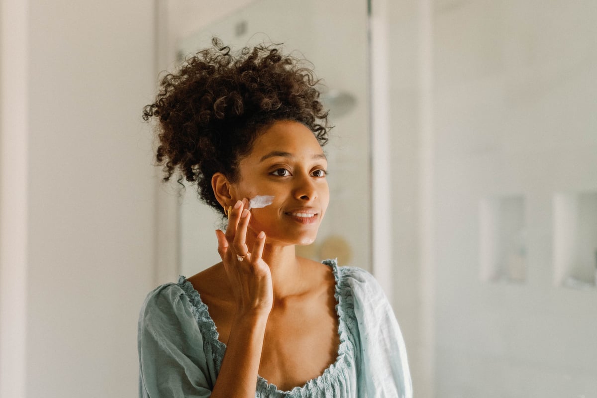 The 12 Greatest Face Masks for Delicate Pores and skin (2024) The 12 Greatest Face Masks for Delicate Pores and skin (2024)
