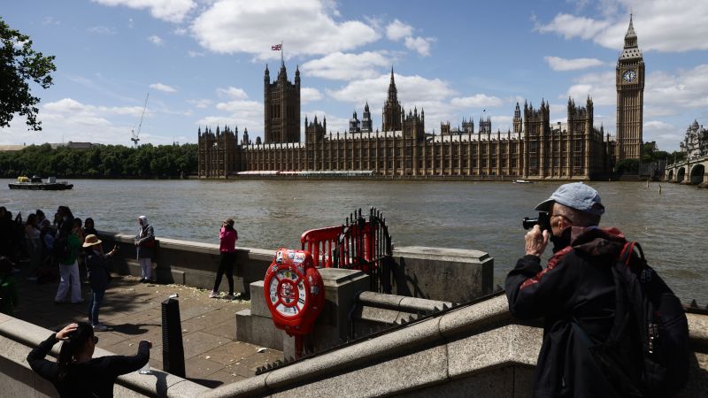 The UK was once a European tourism scorching spot. Right here’s the way it all went unsuitable