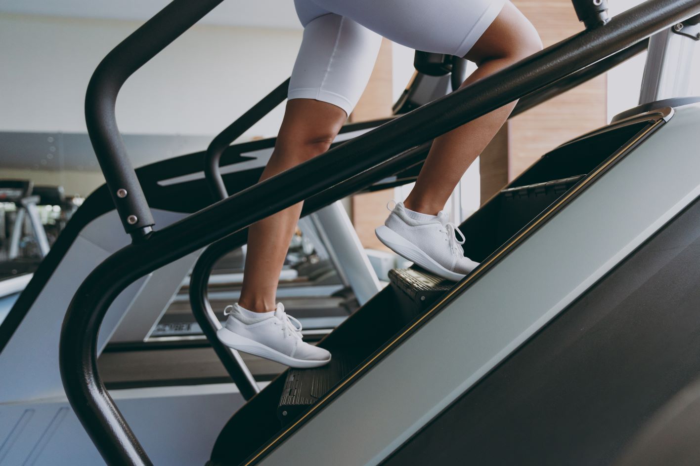 StairMaster vs Incline Treadmill: A Cardio Outcomes Information