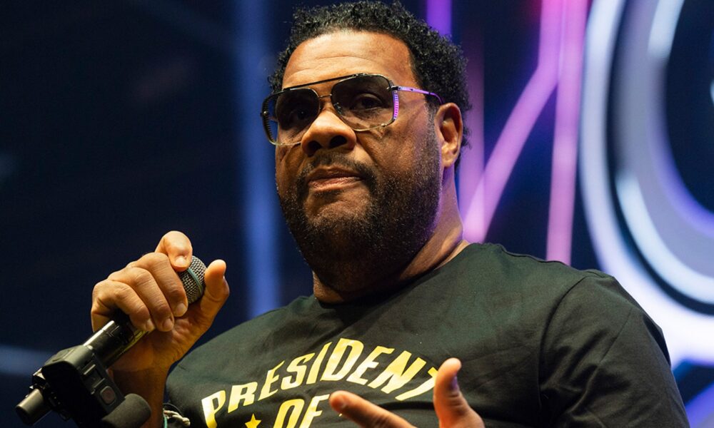 Fatman Scoop Will get CPR After Collapsing Onstage In line with Eyewitnesses
