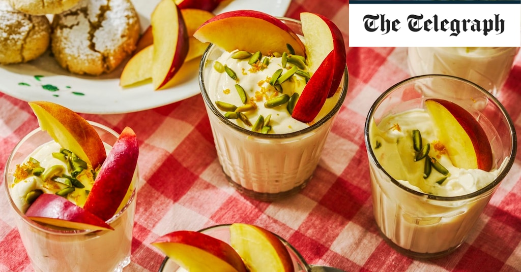 Dolce di ricotta with nectarines recipe Dolce di ricotta with nectarines recipe