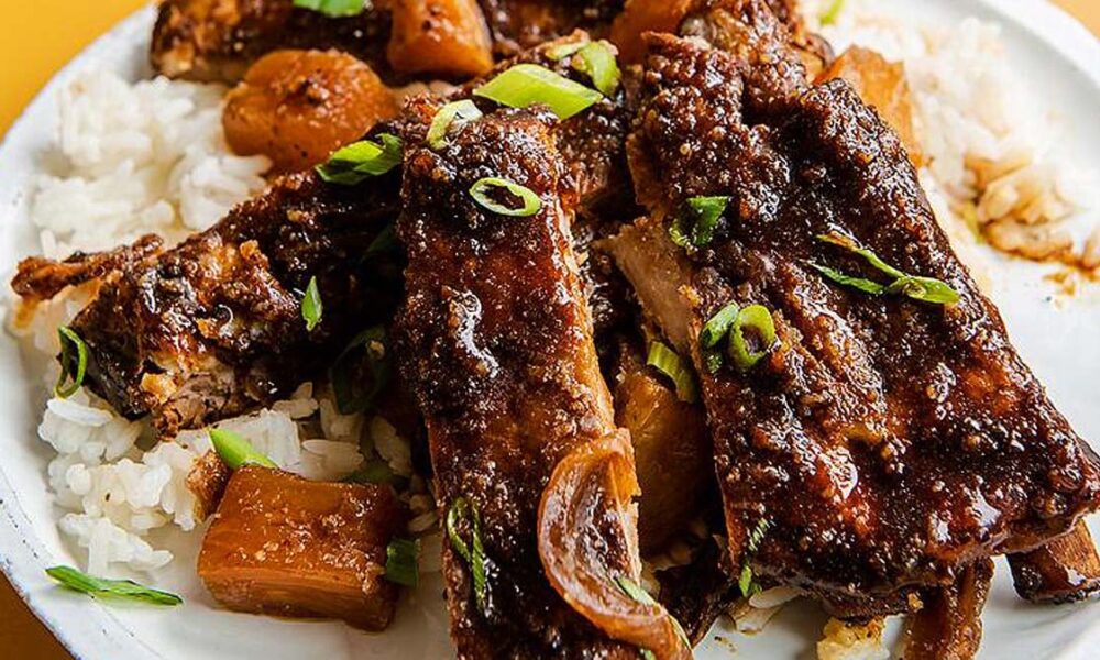 Set It and Overlook It: 30 Dump and Go Sluggish Cooker Recipes