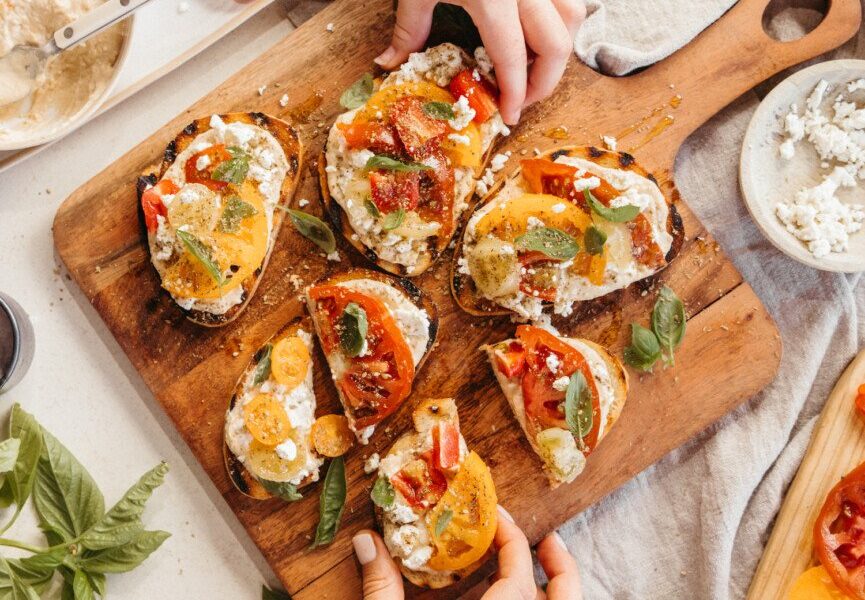 Hummus Toast With Tomatoes, Feta, and Za’atar