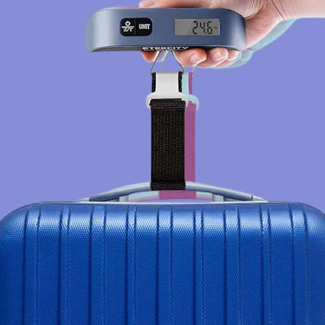 This  Handheld Baggage Scale Has 53,800+ 5-Star Critiques on Amazon