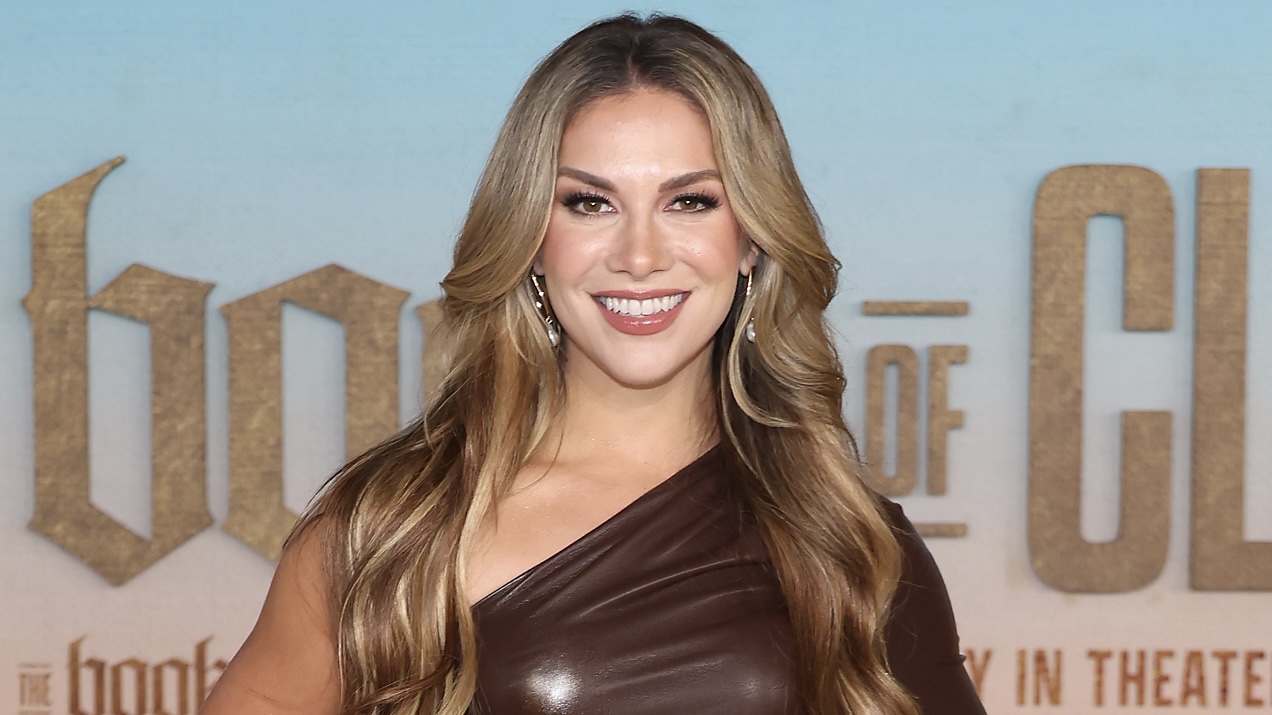 Allison Holker Steps Out W/ New Boo Adam Edmunds (PHOTO) Allison Holker Steps Out W/ New Boo Adam Edmunds (PHOTO)