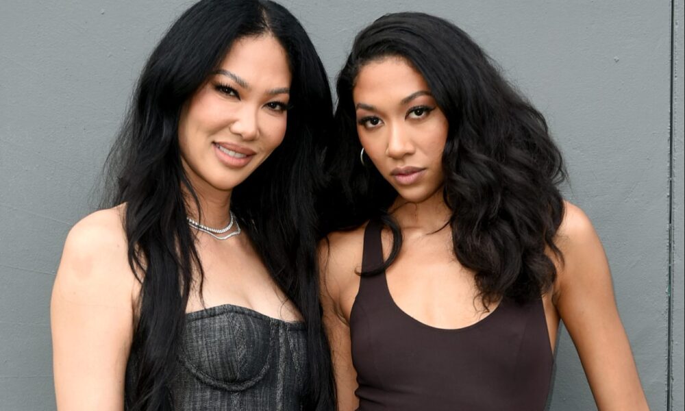 Aoki Lee Simmons Opens Up About Comparisons To Mother Kimora