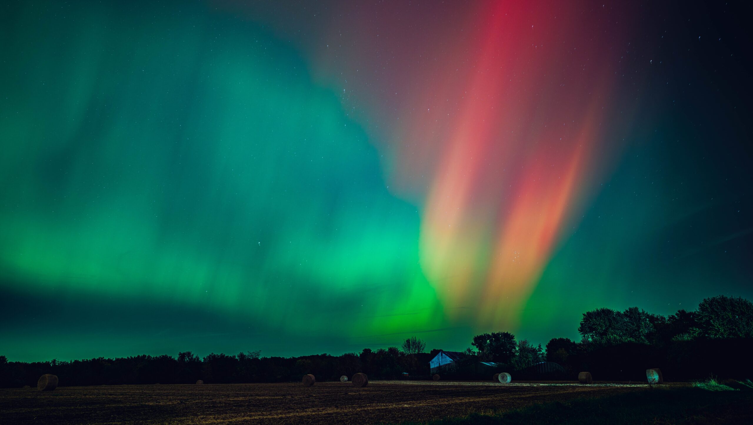 How Lengthy Are the Northern Lights Seen? When to See Them – Hollywood Life