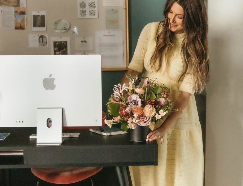 Easy methods to Make Mates at Work and Construct Significant Relationships