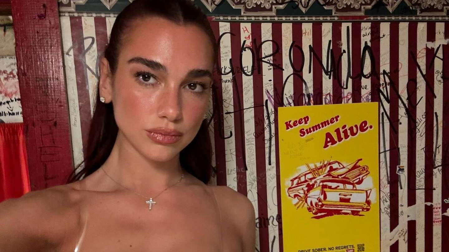 Dua Lipa Wore a Gold Bra With Howdy Kitty’s Face On It