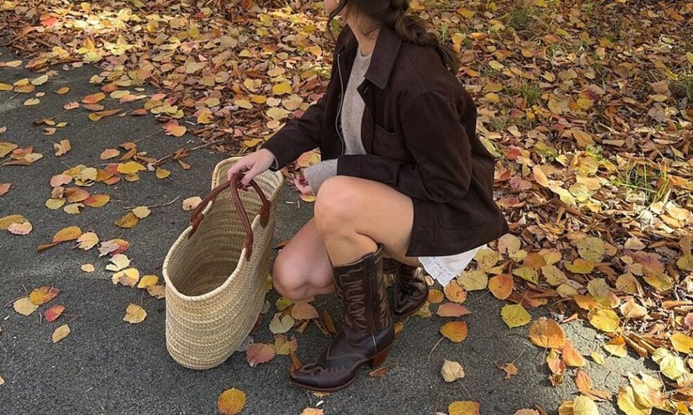 6 Boots That Go With Every little thing, In keeping with Our Editors