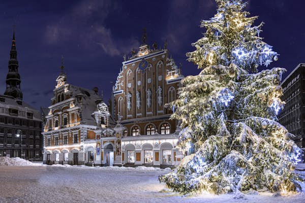 8 Christmas traditions from world wide