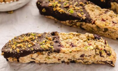 Pistachio Biscotti – xoxoBella