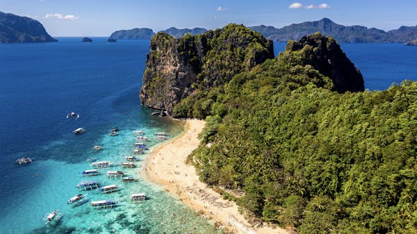 10 finest locations to go to within the Philippines