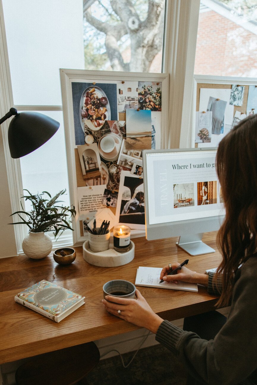Learn how to Create a Imaginative and prescient Board and Design Your Dream Life Learn how to Create a Imaginative and prescient Board and Design Your Dream Life