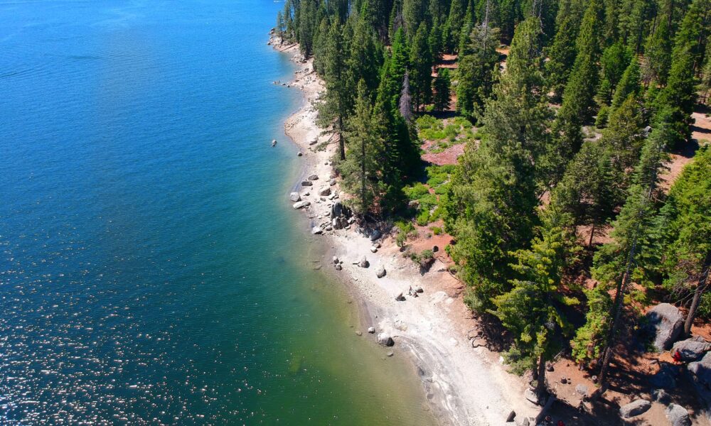 The “Mini Lake Tahoe” You have By no means Heard Of Is An Underrated However Stunning California Mountain City