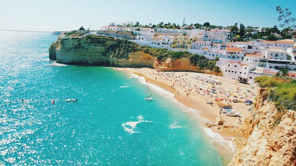 The 8 greatest locations to go to within the Algarve
