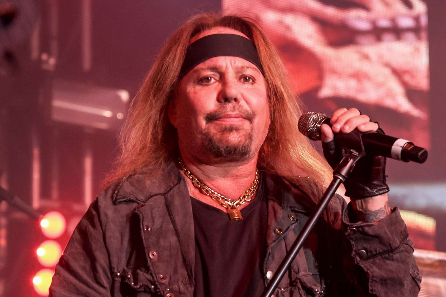 Mötley Crüe’s Vince Neil Was Not on His Non-public Airplane When It Collided with One other Jet in Deadly Arizona Crash, Rep Says Mötley Crüe’s Vince Neil Was Not on His Non-public Airplane When It Collided with One other Jet in Deadly Arizona Crash, Rep Says