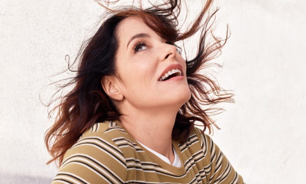 Parker Posey on The White Lotus Season 3 and Hole’s Spring Marketing campaign