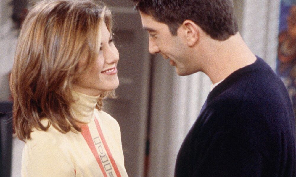 14 Rachel Inexperienced Outfits We might Fortunately Put on in 2025