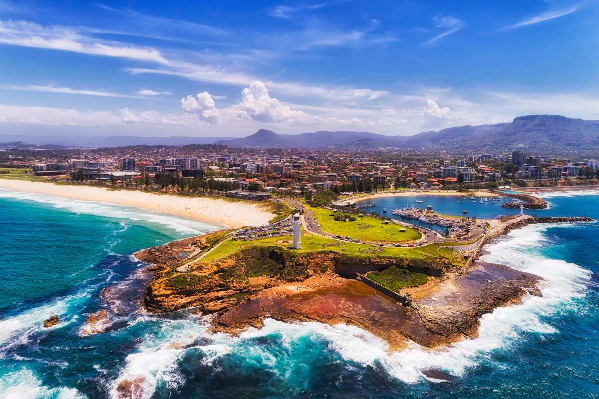 The highest 11 bars and pubs in Wollongong The highest 11 bars and pubs in Wollongong