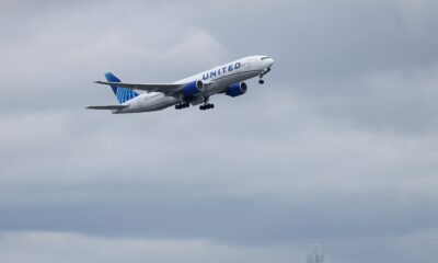 United Airways Pilot Turns Airplane Round For His Forgotten Passport