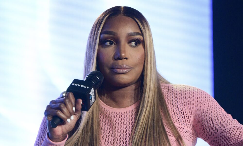 Web Is SHOCKED At Facetune’s Viral Remark
