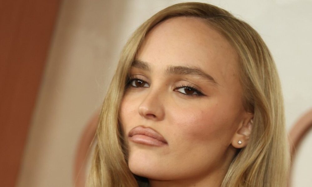 Each Underneath- Product Used for Lily-Rose Depp’s Oscars Hair