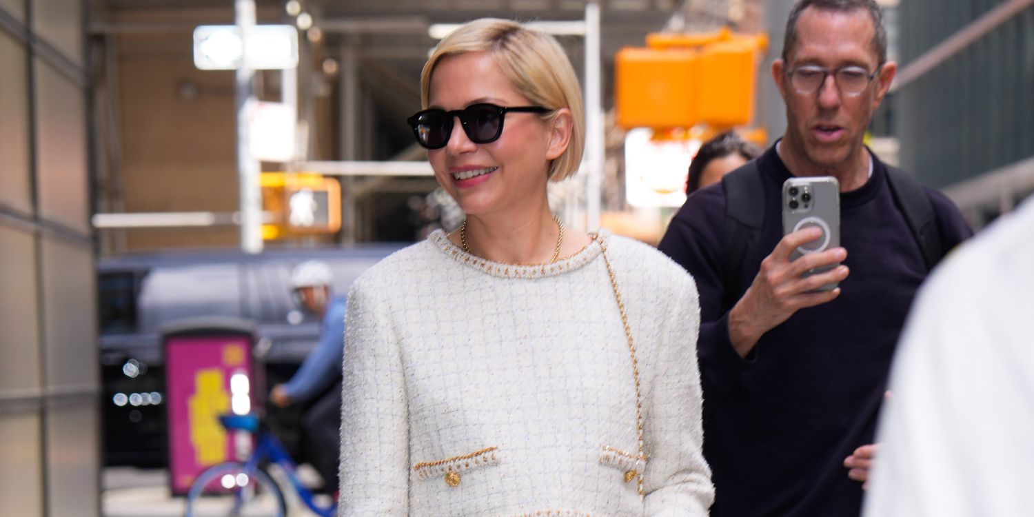 Barrel-Leg Denims Are a Prime Denim Pattern Celebrities Are Sporting