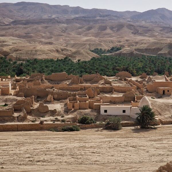 Tamaghza El Gdima (Deserted Village of Tamerza)