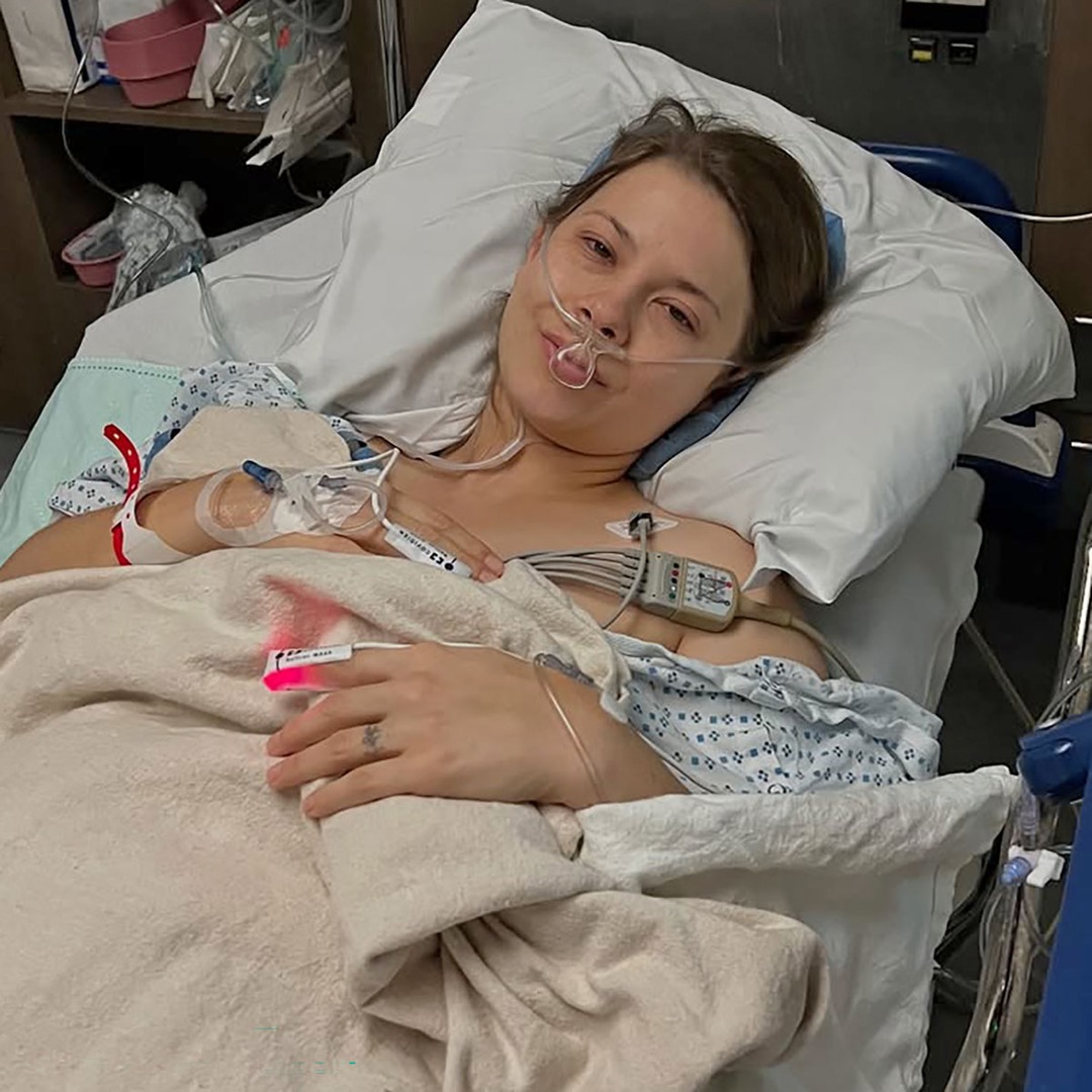 Bindi Irwin Shares Replace on “Therapeutic” 2 Weeks After Emergency Surgical procedure Bindi Irwin Shares Replace on “Therapeutic” 2 Weeks After Emergency Surgical procedure